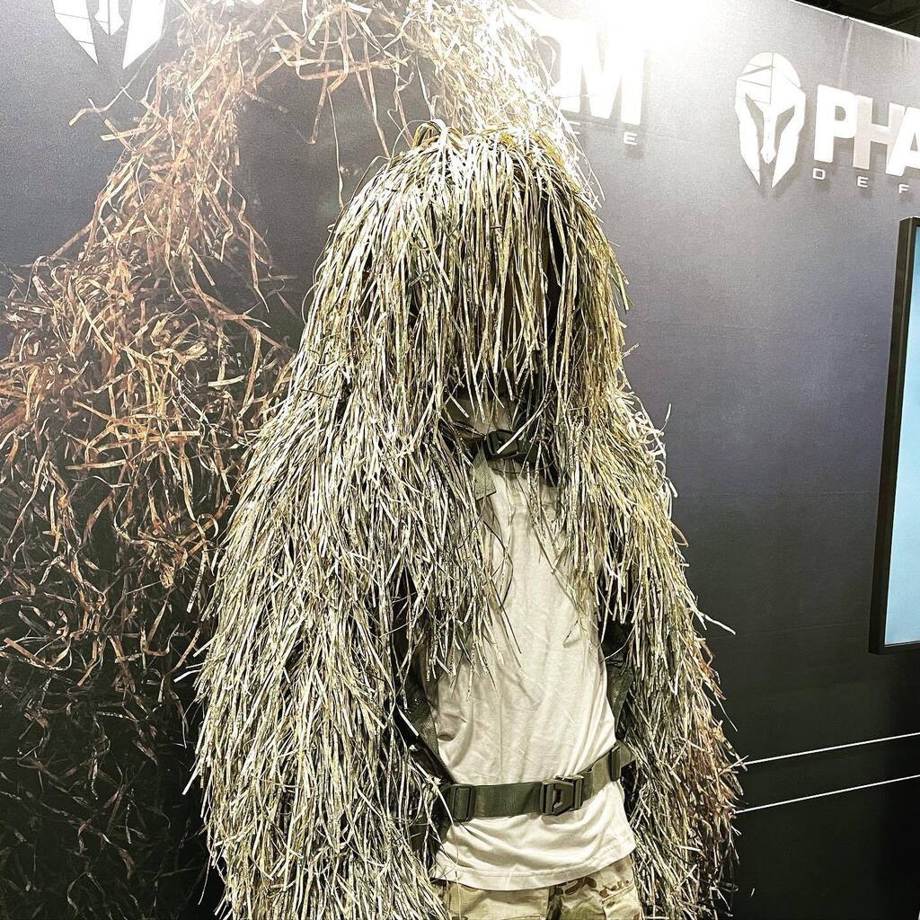 PewLongRange's tweet photo. At first I was like “Your ghillie is way too bushy bro” and then he said it’s designed to defeat thermal! That’s pretty cool actually. #2Ndamendment #boltaction #precisionrifleseries #precisionriflenetwork #longrangeshooting #rifles #pewpewlife #shooting #ar15 #65creedmoor #… https://t.co/2uCSeZNLM1