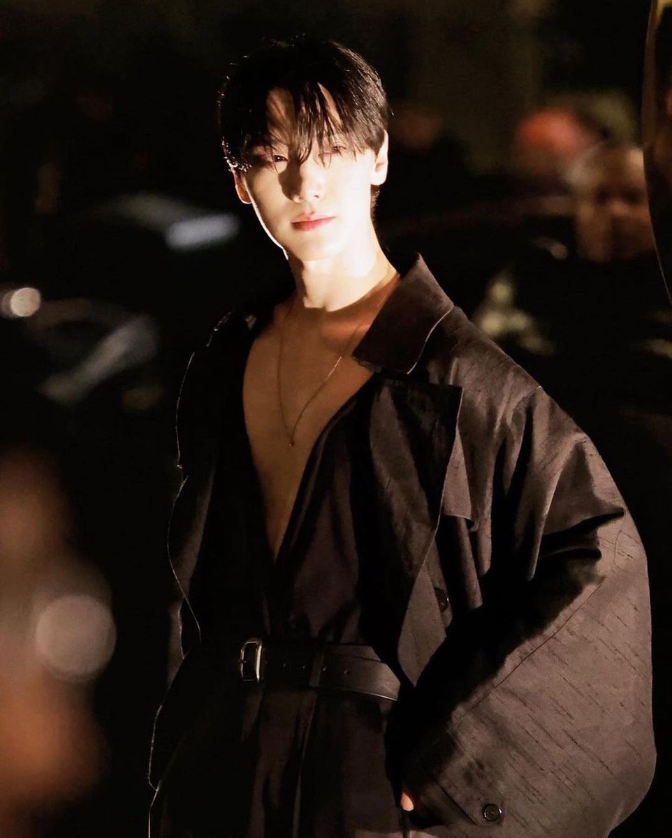 ten1001stagram's tweet image. 230118
[@HarpersBazaarSG Instagram Update with #TEN]

✨instagram.com/p/Cnh7pS9B9VB/…

#SaintLaurentxTEN #TEN #TENChittaphon #tenlee_1001 #TEN1010 #WayV #SuperM #李永钦 #เตนล์ #텐 #テン