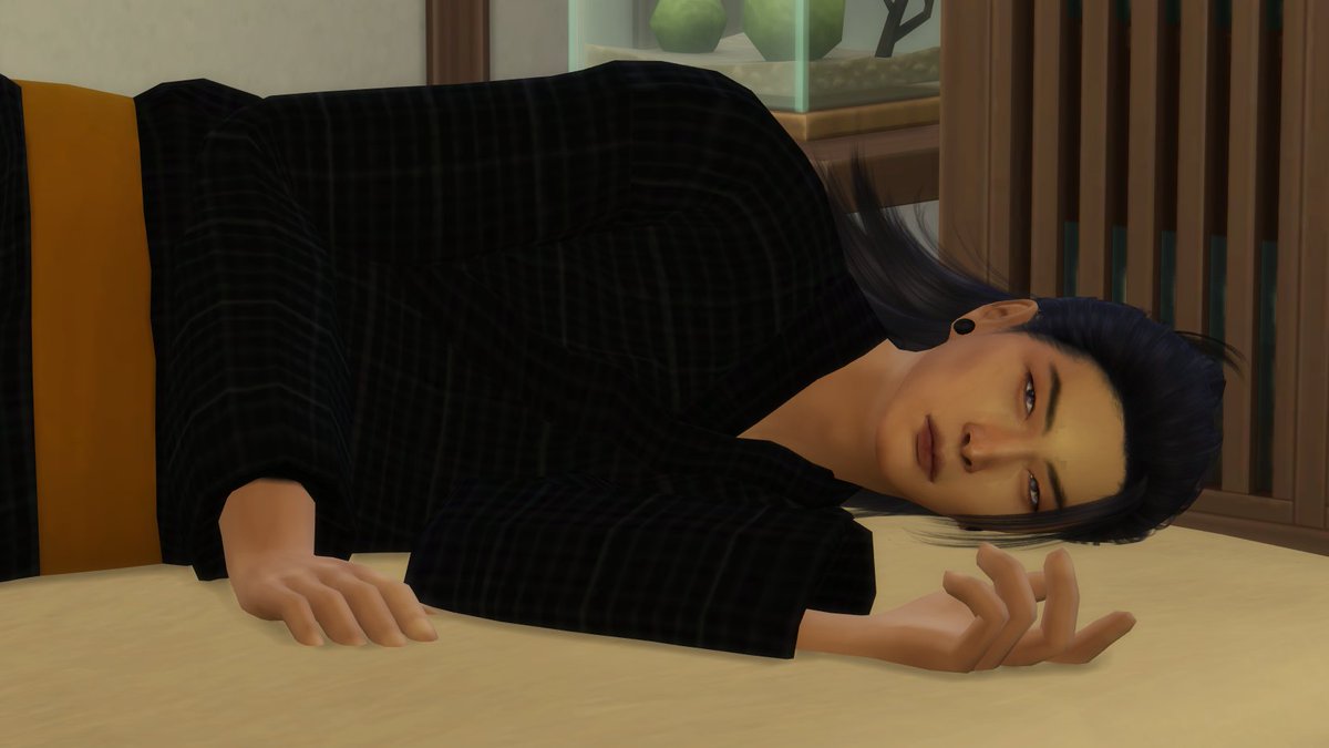 stsgsims's tweet photo. the dead wife in the beginning of a movie https://t.co/QN5fE412fV