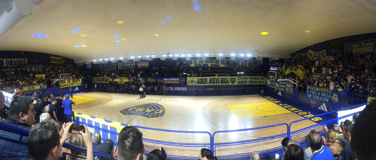 Ayer por la noche, Renovacion de La Bombonerita y victoria de BOCA vs Olimpico #bocajuniors #CABJ #labombonerita