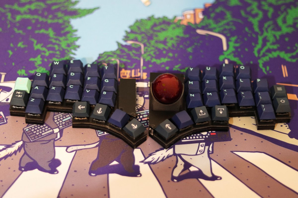 yexroh3003's tweet photo. #meishi_trackball_module を組み込んだ分割40%キーボード
エンドゲームが見えてきた https://t.co/6BHBYChjVF