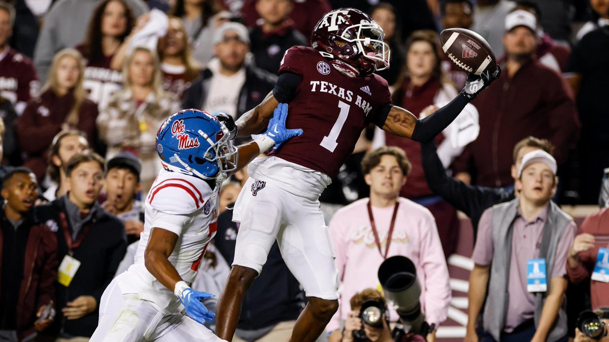 Excited and blessed to say I have received a PWO opportunity <a href="/AggieFootball/">Texas A&M Football</a> thank you <a href="/CoachColey/">James Coley</a> ! <a href="/receiverfactor1/">receiverfactory</a> <a href="/2LiveCraig/">2LiveCraig</a> <a href="/0fficial_evan/">𝓮𝓿𝓪𝓷 𝓼𝓽𝓮𝔀𝓪𝓻𝓽</a>