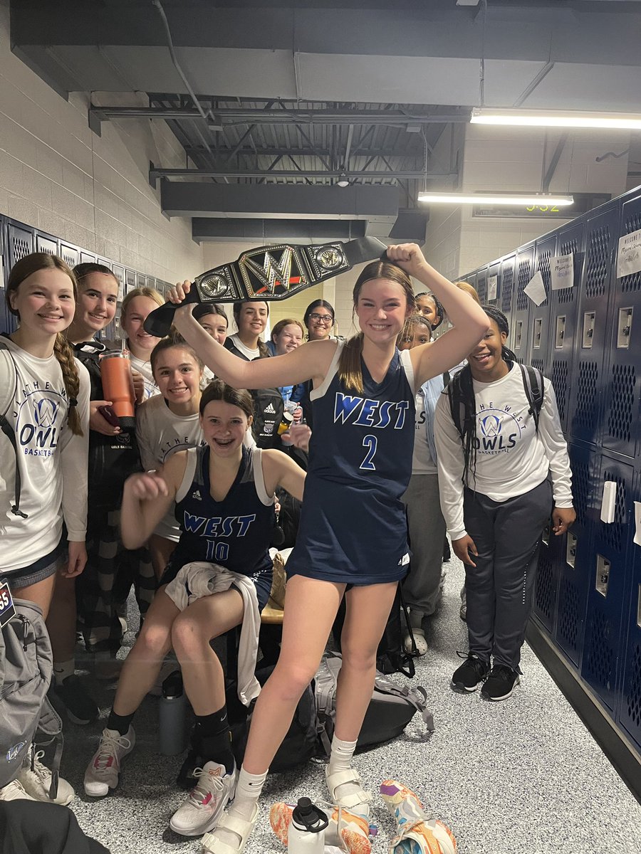 OW Owls GBB (@ow_owls) on Twitter photo 🚨BALLER ALRRT🚨 <a href="/Avereehenshaw26/">Averee Henshaw</a> with the #OwlWarrior award as she ended with 10 steals on the night and C-Team gets a gritty 30-27 win! These girls remain unbeaten this year! Keep working hard!! #Dawgs 🚨BALLER ALRRT🚨 <a href="/Avereehenshaw26/">Averee Henshaw</a> with the #OwlWarrior award as she ended with 10 steals on the night and C-Team gets a gritty 30-27 win! These girls remain unbeaten this year! Keep working hard!! #Dawgs