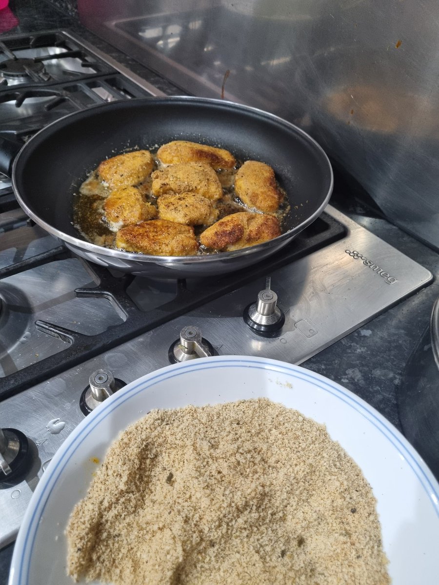 Keto fried chicken kinda night!