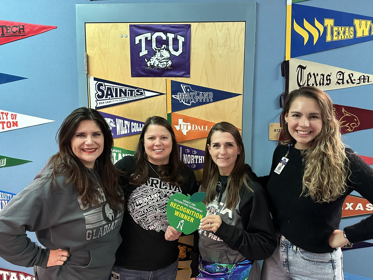 HGMSCounseling's tweet photo. Thank you @NISD_grants for our Green Apple in recognition of our CREST Award from @TxSCATweets! #garciaignited @NISDCounseling @NISDGarcia https://t.co/C3I81AzmcO