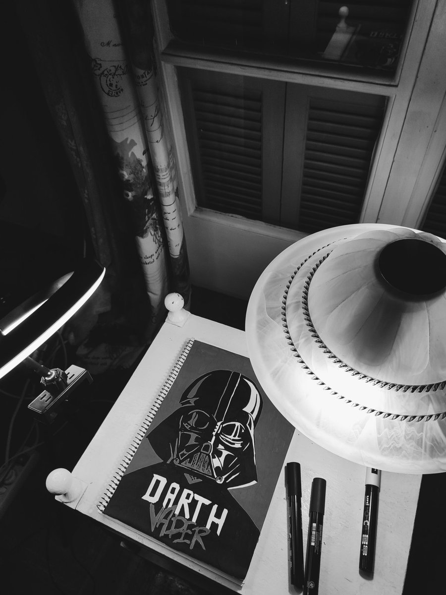 Drawing Darth Vader with posca markers❤️
youtube.com/shorts/j-XFxdp…

#holz #posca #DarthVader #StarWars #art #funart #artist #draw #drawing