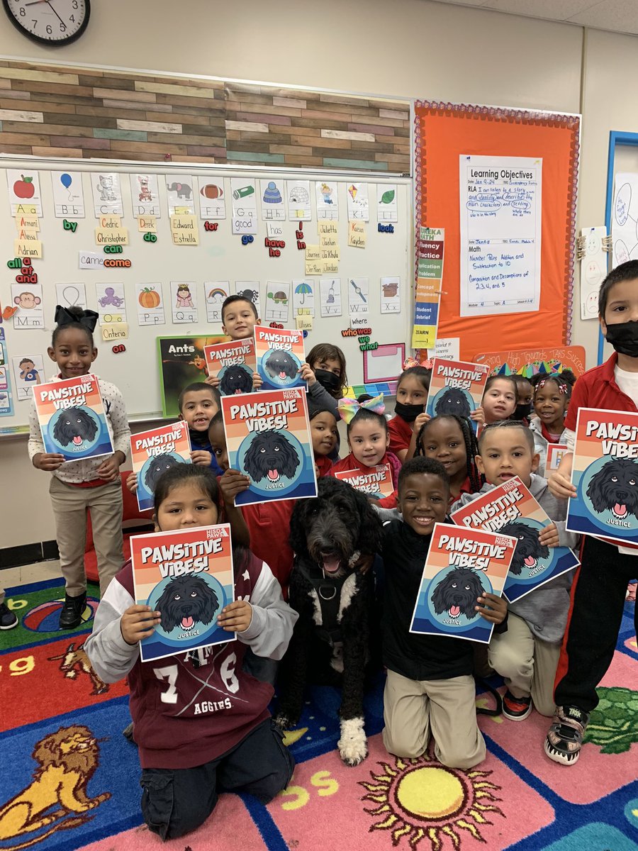 Justice was up bright and early today! First stop of the morning was a visit to <a href="/rpharris77015/">Roland P. Harris Elementary</a> to visit a kindergarten class! Kiddos were super excited for the visit! They didn’t want Justice to leave! @HISDPDChief <a href="/HISDPolice/">Houston ISD Police</a>