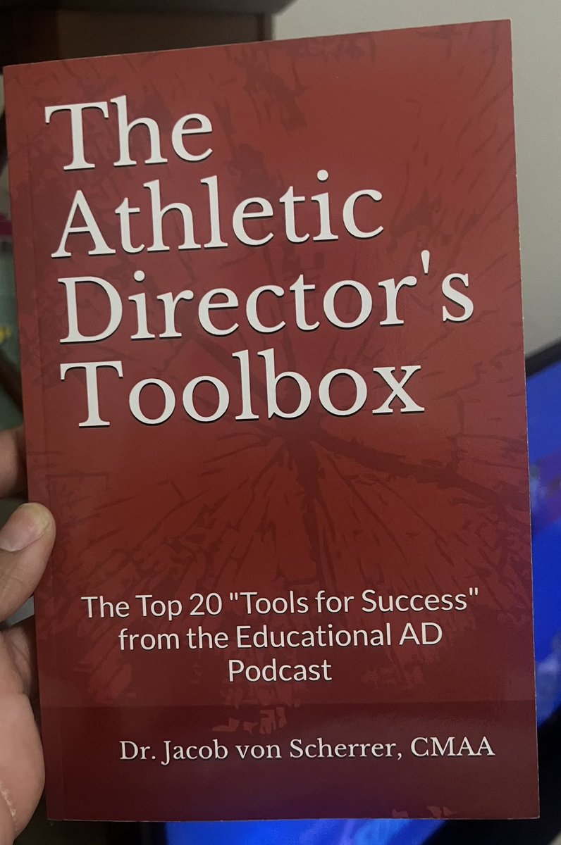 iyhiamac's tweet photo. Excited to have my own words shared in the new Athletic Directors Toolbox. #DrMac @jakestouchdown https://t.co/xK3p3NfRra