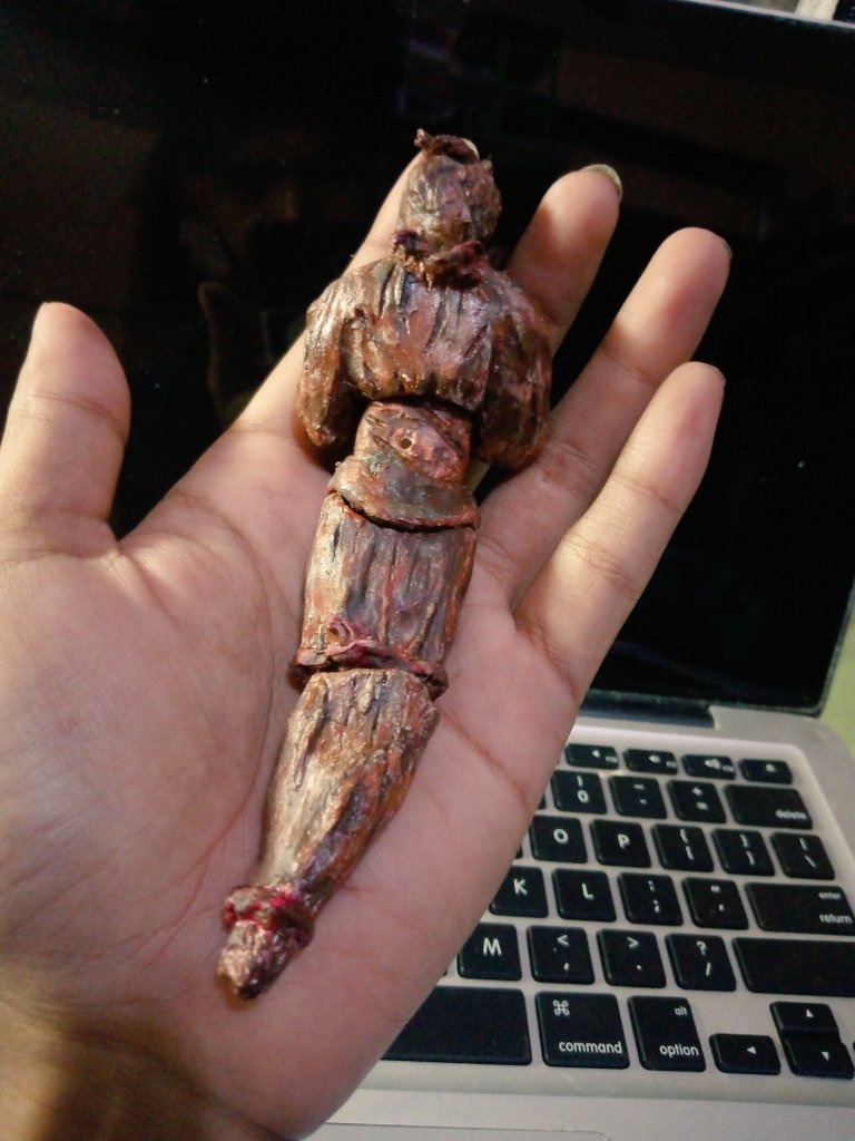 Luciferworks_'s tweet photo. Pocong adalah sejenis hantu yang berwujud manusia yang terbungkus kafan. Pocong adalah hantu yang konon merupakan arwah orang mati yang terperangkap dalam kain kafan
#pocong #setan #pengabdisetan #mainan #hantuindonesia #actionfigures #customactionfigures #customactionfiguresart https://t.co/3fQA5JDZHt