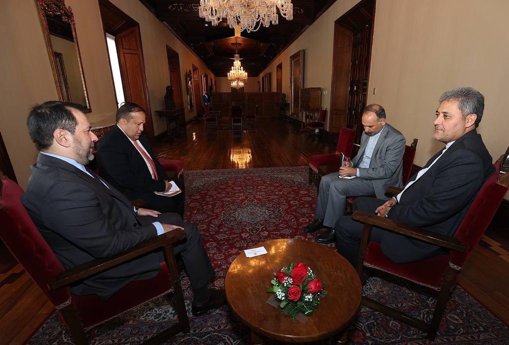 yvangil's tweet photo. Hoy, una vez más, reafirmamos la voluntad de trabajo con la República Islámica de #Irán 🇮🇷, en una reunión con su Embajador Hojjatollah Soltani, apostando a fijar nuevas iniciativas para seguir aumentando el relacionamiento estratégico https://t.co/K0mkzJMScT