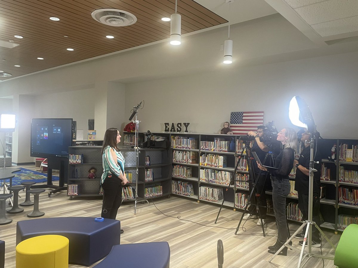 ARCIS_YISD's tweet photo. Scotsdale partners with Istation to highlight our school. Today’s site visit included our outstanding students and a visit with the dazzling Ms. Ruth West. #ReadingMatters At Scotsdale…#CadetsExcel https://t.co/gPTiz6gEqP