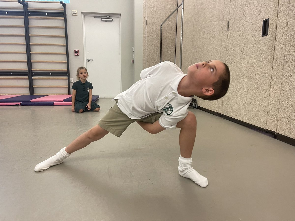 PineCrestArts's tweet photo. #PCGrade2 students learned how to do Bound Side Angle Pose (“Baddha Utthita Parsvakonasana”) while exploring new yoga poses in Movement today! #PCDance #PCFineArts https://t.co/vxl4gGpxuU