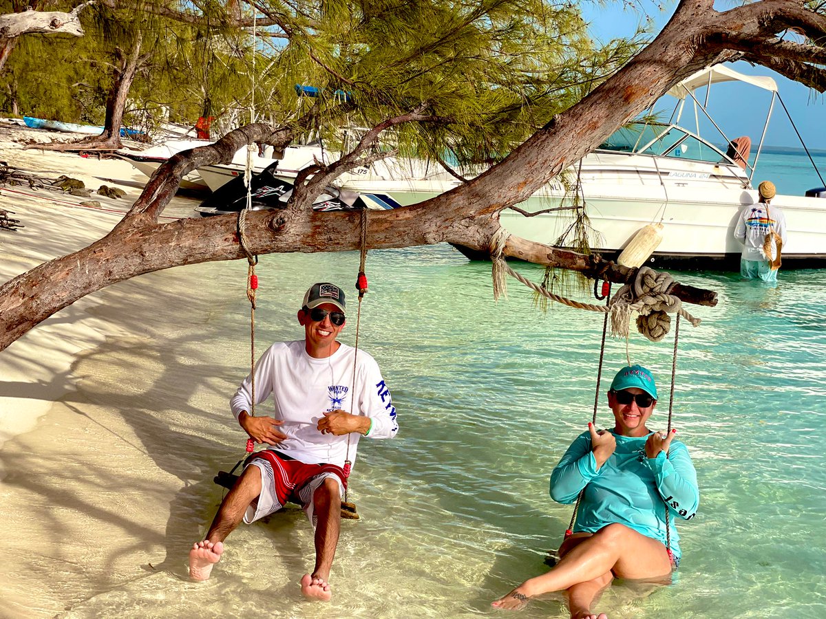 ExploringMarsh's tweet photo. #chatnchill #exuma #beautifuldestinations https://t.co/dDvXMXyN3z