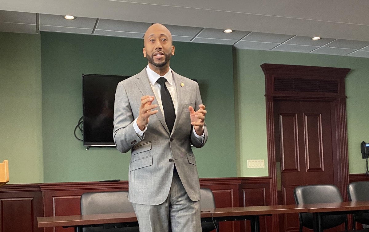 Dennis Porter tweet media