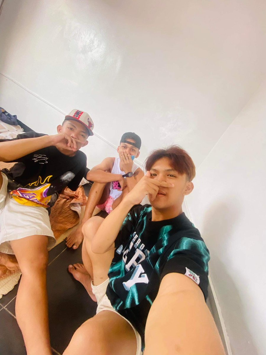 junongg31's tweet photo. 🤡🖤 https://t.co/tT0PLR4pxL