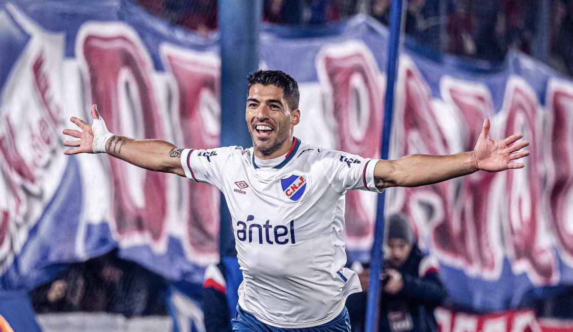 BolsosDeLey's tweet photo. El mejor uruguayo de la historia. LEYENDA. https://t.co/WeDgtcWOuX