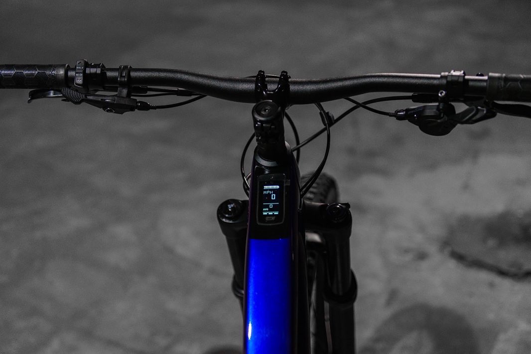 ZiggysCycleKW's tweet photo. What a fun build!
@TrekBikes Fuel EXe is light, nimble, and playful, just as a trail bike should be. It looks better in person😉
It’s fine tuned geometry is unstoppable for a mountain bike ebike 🚵🔋⚡️
#trekbikes
#fuelexe
#trekfuelexe
#newbike
#ebikes https://t.co/Op796u2qTb