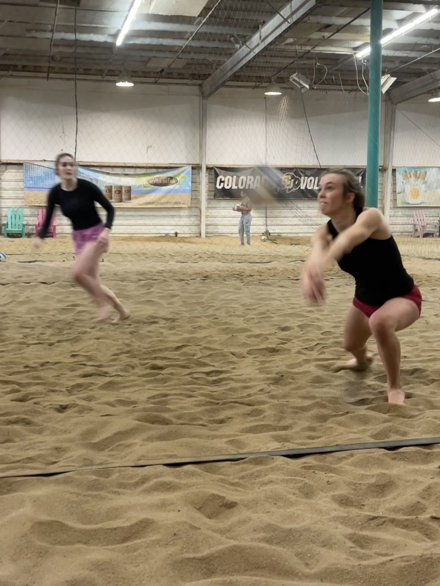 BetschartReese's tweet photo. Sand playing18’s w/Devin at the Oasis. @frontrangevb @jcook2 @Jaylen_Reyes2 @KellyHunter03 @jaklanac @gennyvolpe @CoachKBooth @jagreeny @CoachJMaurer @ucfvbtodd @GatorMary @CoachLindsay11 @CJohnsonLynch @CoachHilbert @LyndseyOates @MissREL7 @collmich @CoachMahoney @LegendHSVball https://t.co/wLoDdLfoQ2