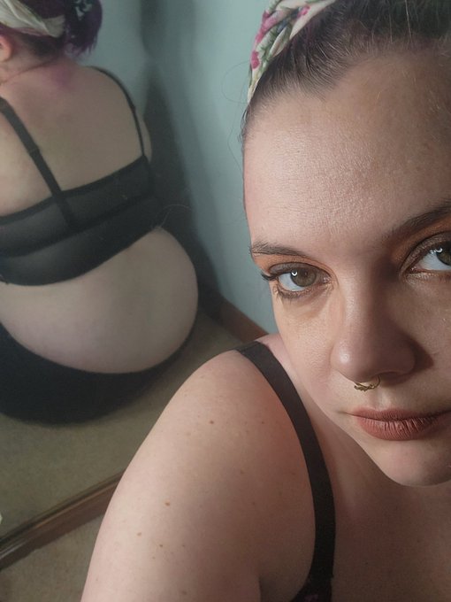 Join my https://t.co/UTFGOGm0fR  to see the matching panties https://t.co/seiATUmOoc