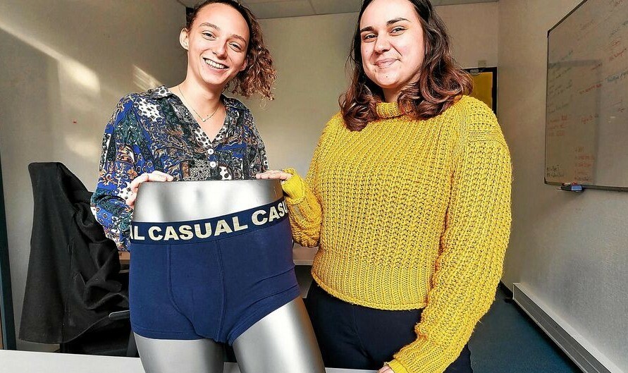 Le Parisien tweet media