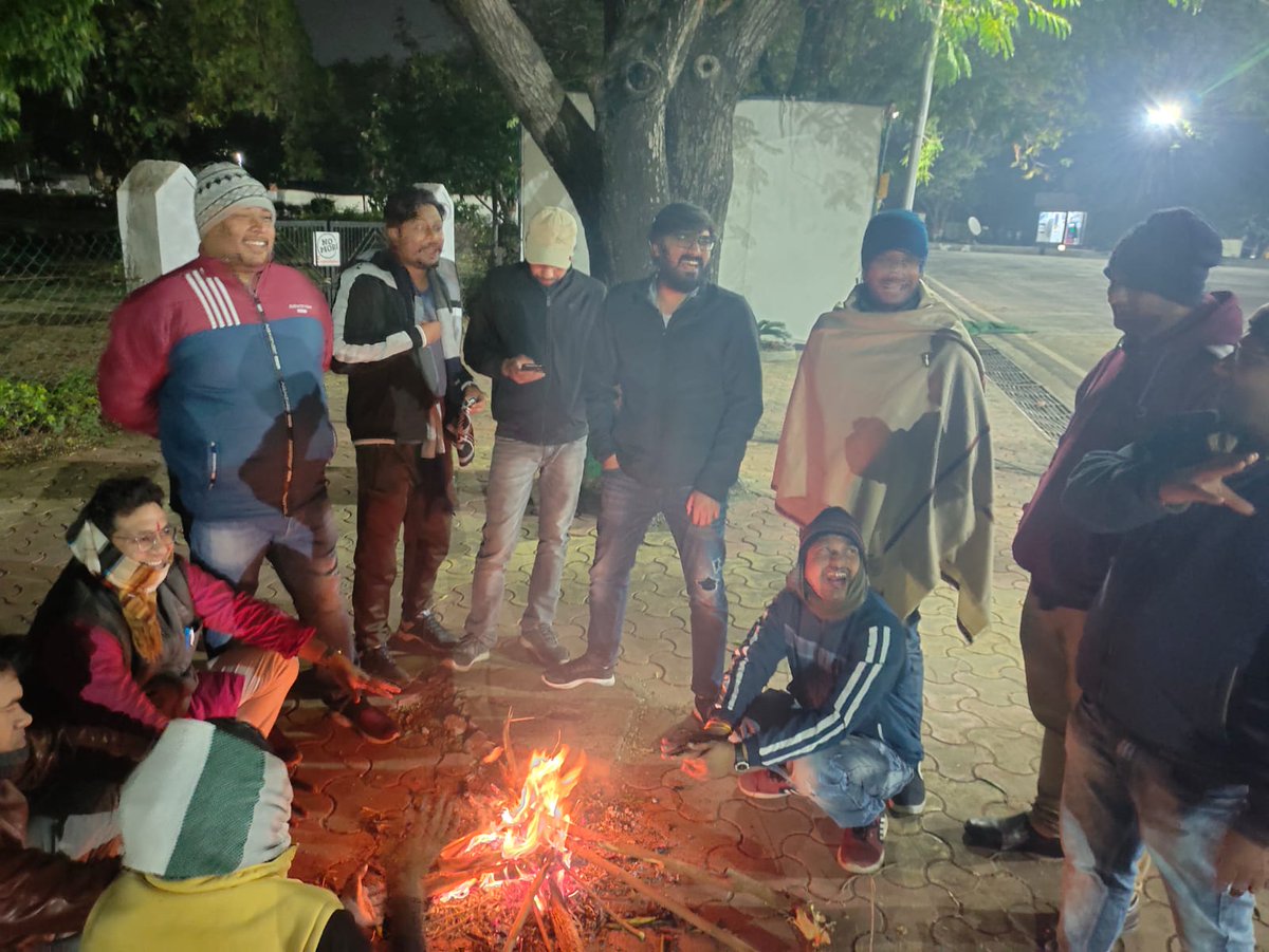 AIRSAIndia's tweet photo. 3rd Day of strike at #MANIT_Bhopal for research Scholar's demands 
#Hike_in_fellowship_22 #Regular_Disbursement_of_fellowship 
#Stop_PhD_Scholars_Harassment 
@dpradhanbjp @DrJitendraSingh @IndiaDST @PrinSciAdvGoI @mamidala90 @rashtrapatibhvn @PMOIndia @timesofindia @Xpress_edex https://t.co/rdl0g3Xqte