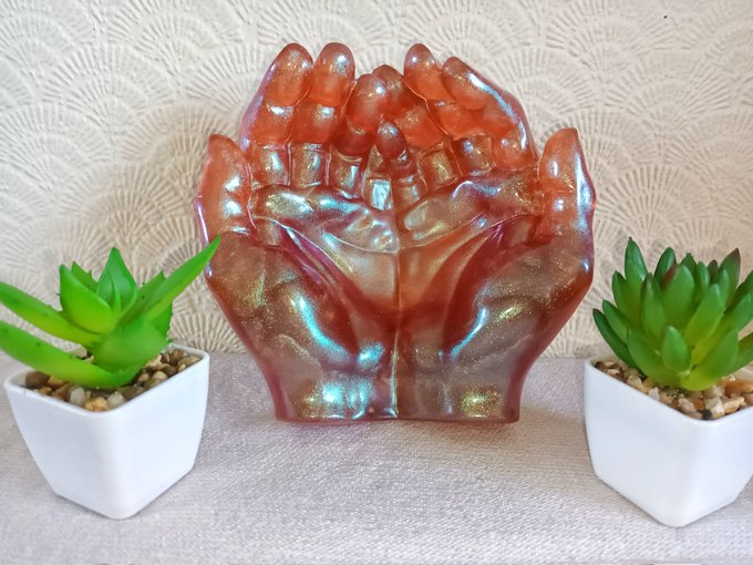 JUST ADDED! 👐  Handmade trinket bowl- Crafted with Resin- Find it NOW on my Etsy 👉 https://t.co/q0U5dOXZhY  #Online<a href="/tag/etsy"class="tags"><span>#etsy</span></a><a href="/tag/ad"class="tags"><span>#ad</span></a><a href="/tag/birthday"class="tags"><span>#birthday</span></a><a href="/tag/online"class="tags"><span>#online</span></a><a href="/tag/support"class="tags"><span>#support</span></a><a href="/tag/homedecor"class="tags"><span>#homedecor</span></a>