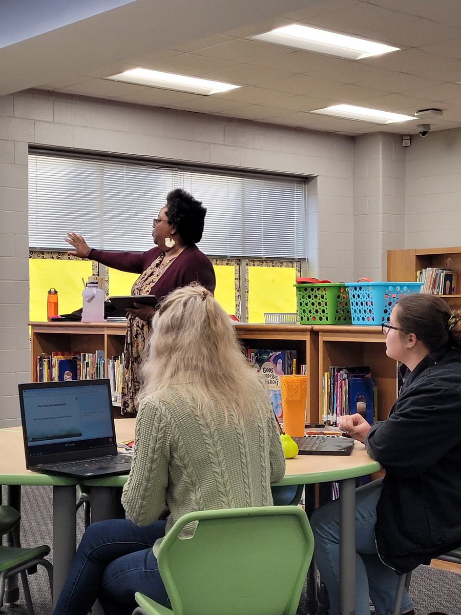 GCS Ins. Technology (@edtechgcs) on Twitter photo Training on <a href="/PearDeck/">Pear Deck Learning</a> at Robert E Cashion! <a href="/CashionComets/">Cashion Comets</a> thank you for hosting us! Training on <a href="/PearDeck/">Pear Deck Learning</a> at Robert E Cashion! <a href="/CashionComets/">Cashion Comets</a> thank you for hosting us!