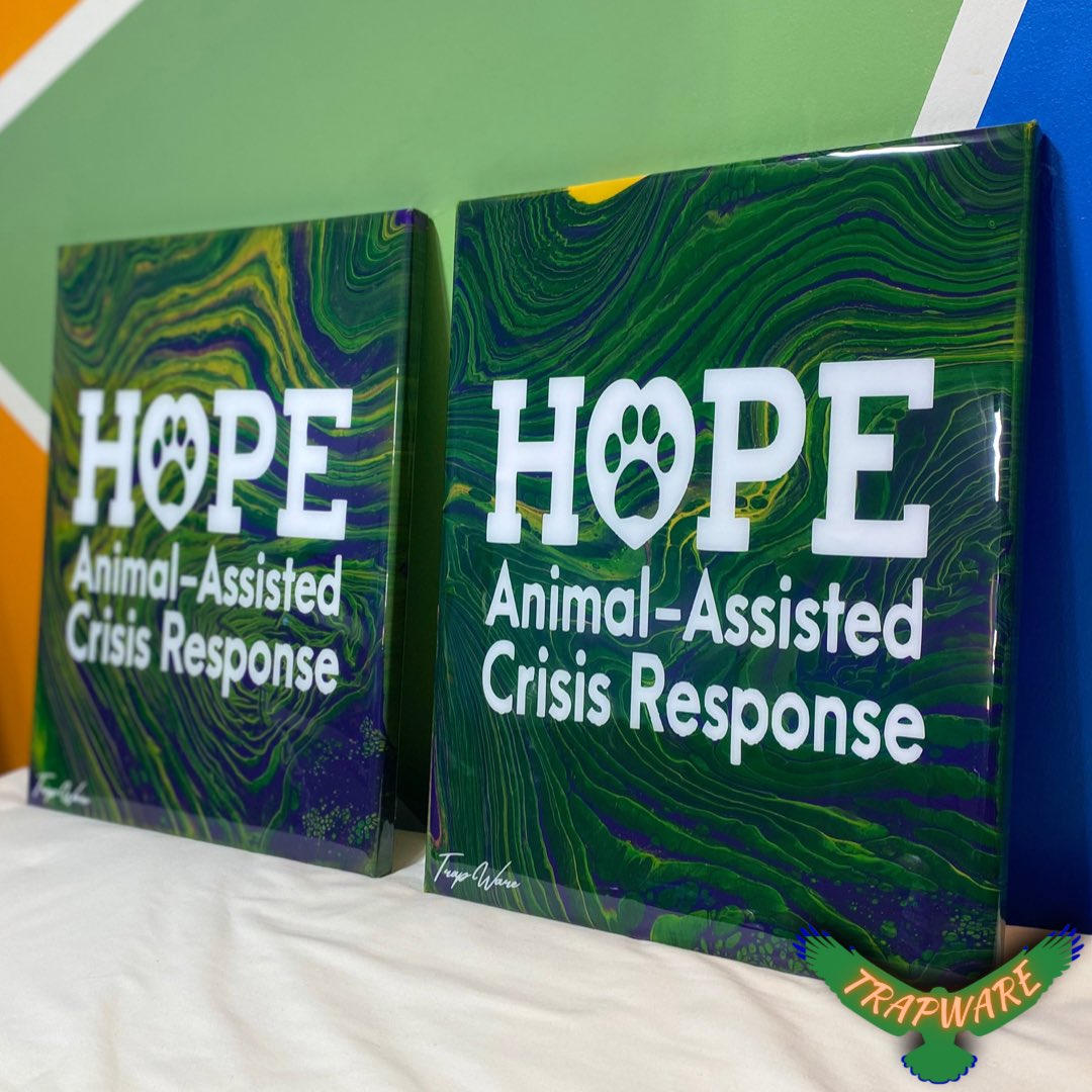 trap_ware's tweet image. 🟪🟨🟩 Hope is being able to see that there is light despite all of the darkness 🟩🟨🟪

Get into these 11in x 14in canvases 🔥 Creating these were so much fun! Check out our previous post(s) to see how we made them! 

Which one is your favorite? 👀

🌎: Trap-ware.com‼️