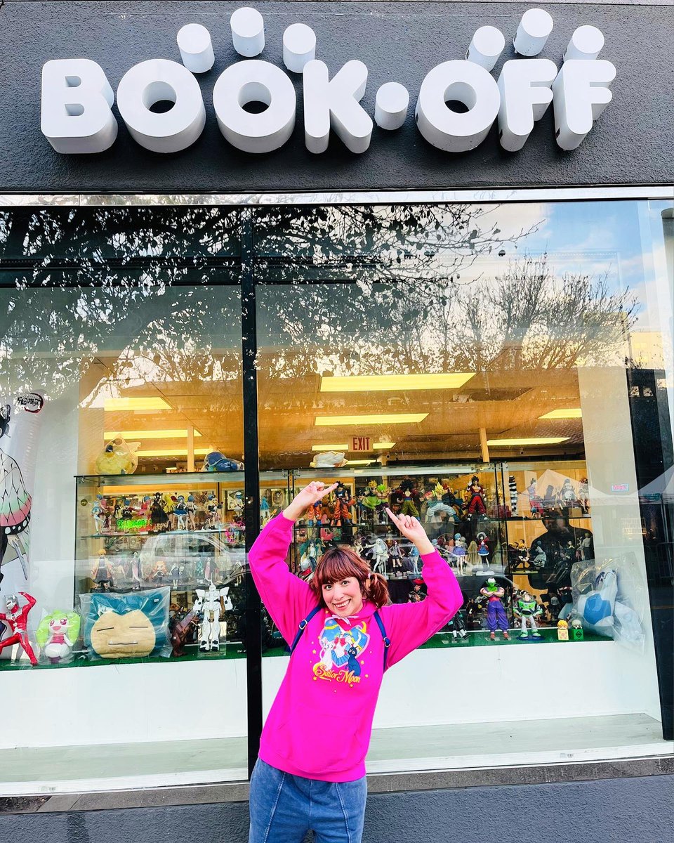 KawaiiStephanie's tweet photo. I went to the NEW @bookoffusainc AnimeLab in Little Tokyo!

Check out my new article on @Japanup1 here: https://t.co/jGyBAGSAN2

#bookoff #japanup #sailormoon #neongenesisevangelion #littletokyo #lovehina #japanupmagazine https://t.co/dRngcq9d9s
