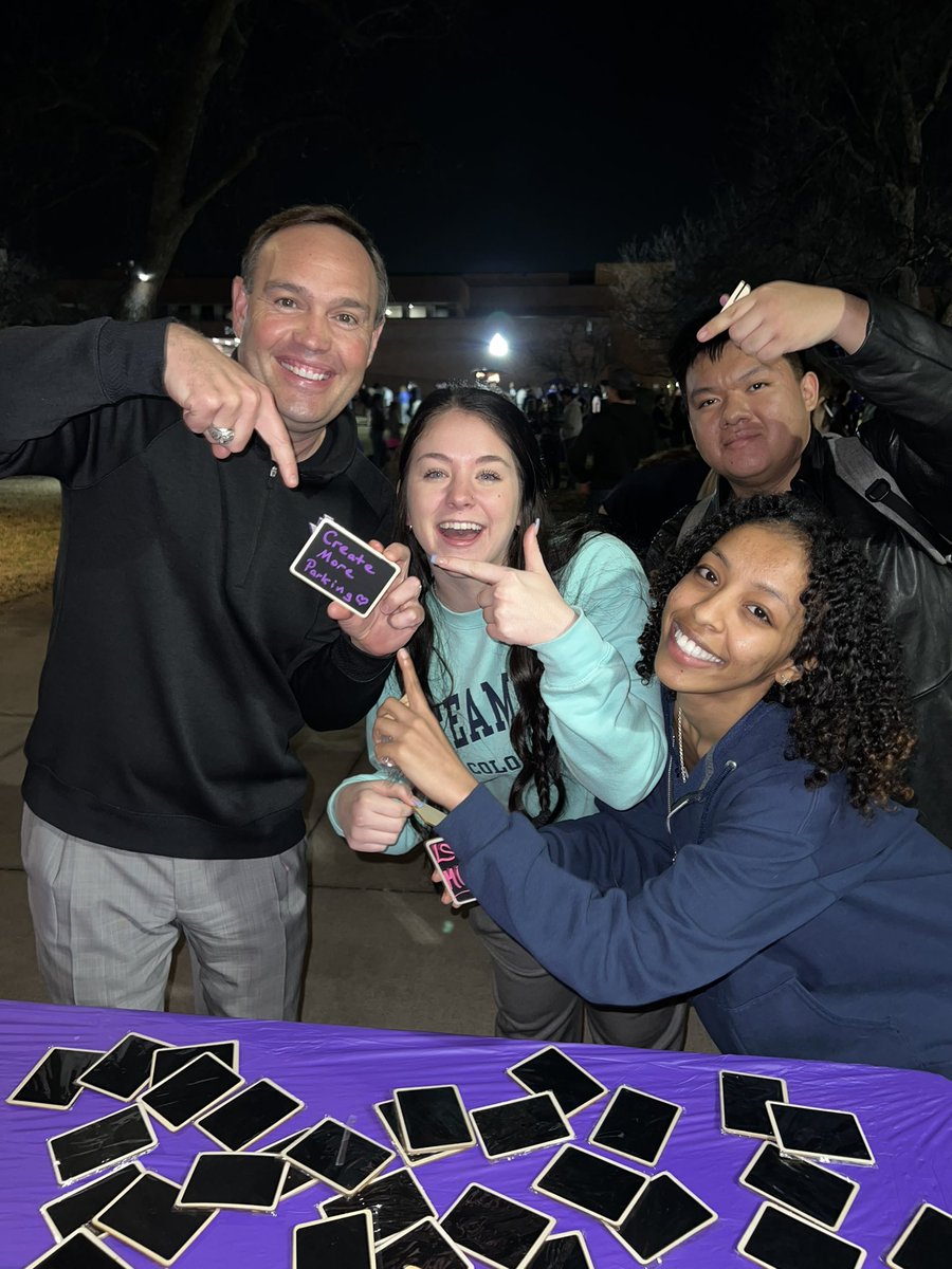 We love hosting our <a href="/TarletonState/">Tarleton State University</a> Texans for midnight s’mores at the Trogdon House. My 2023 goals: 1) For all Texans to make the Presidents list and 2) Create more parking 😉 #Welcome2023 #BleedPurple 💜