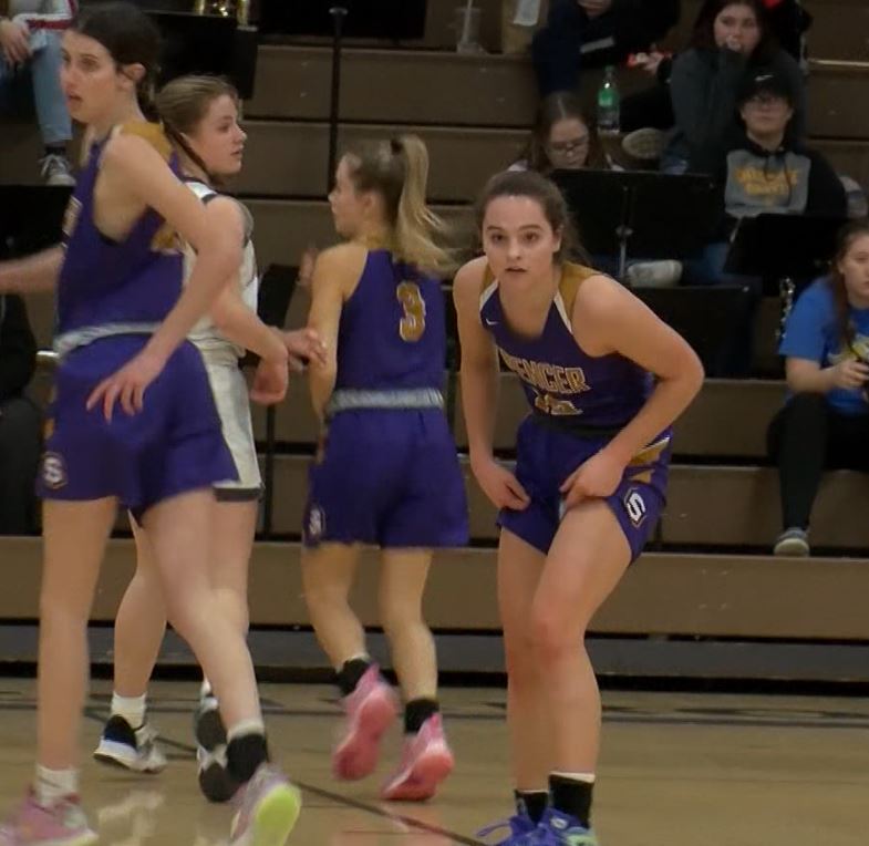 A ROARING START!

<a href="/JadaPiercy/">Jada Piercy</a> was feeling it in the first quarter, knocking down 3⃣ triples to help build an early <a href="/shs_tigers_gbb/">SHS Girls Bball</a> lead towards a commanding 67-36 win over #8 Cherokee!

WATCH HERE🏀🐯⏬
siouxlandproud.com/sports/sports-…