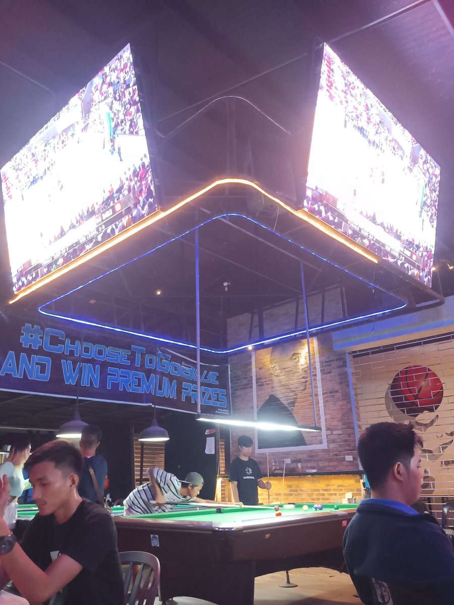 ar_roidlr's tweet photo. Sunday chill night https://t.co/pH5ICY0bJ1