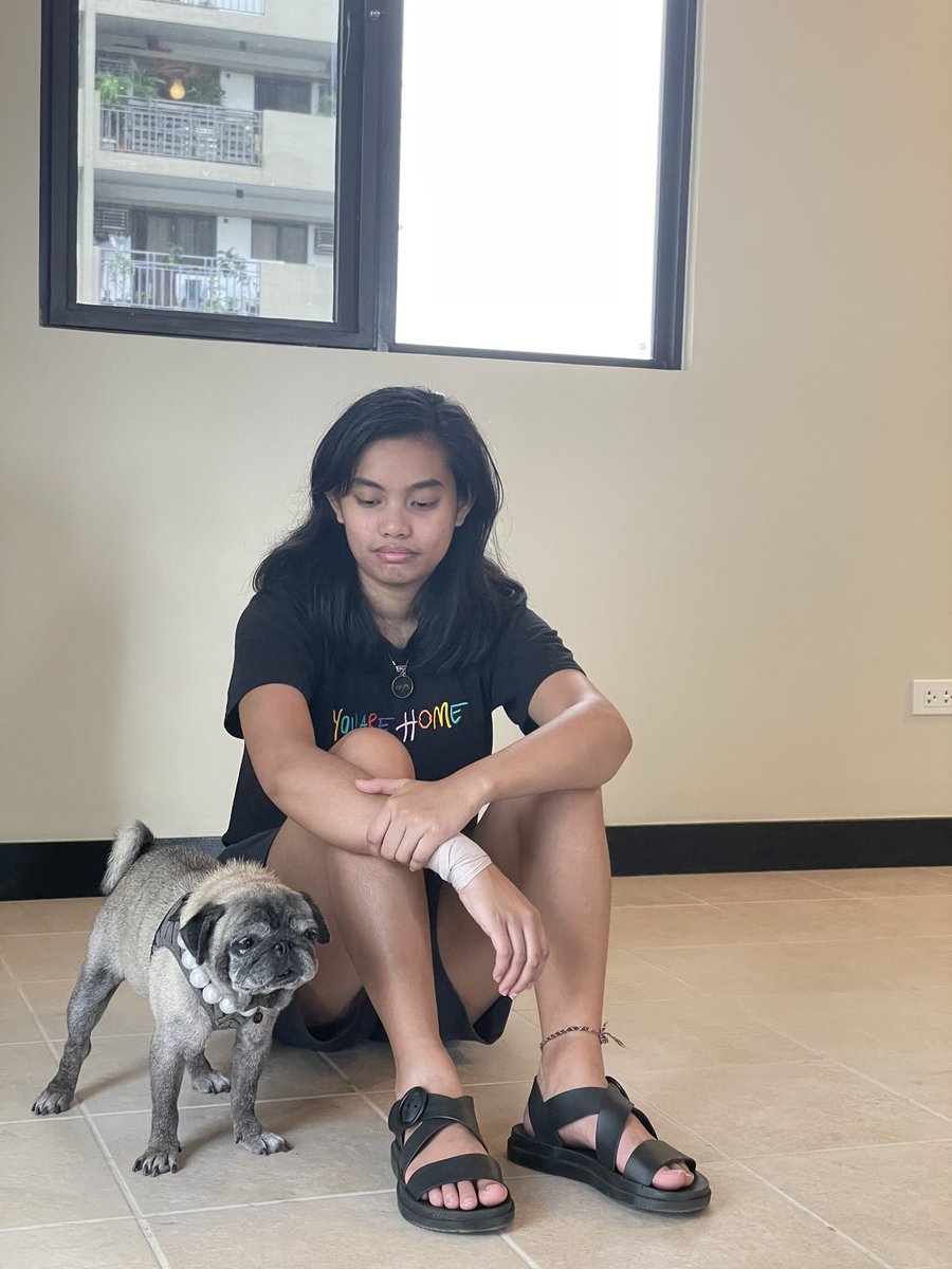 agnesreoma's tweet photo. First visit sa future home namin na complete kami 🌻 https://t.co/mUGXEAWqnX