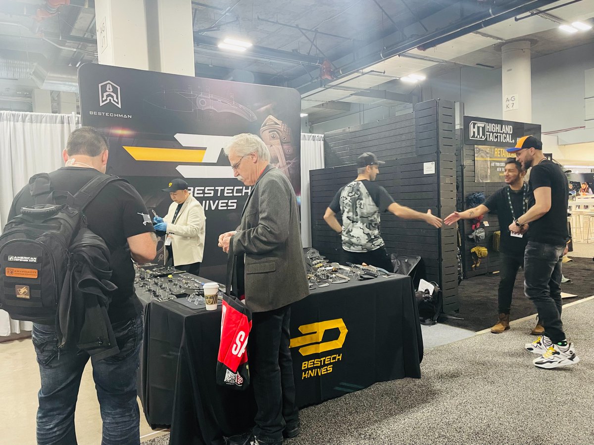 bestechman's tweet photo. 📣📣📣Our team #bestechknives #bestechman attended #shotshow2023. Welcome to stop by and check the new knives in 2023 at #41231 🥳🥳🥳

#Bestech #bestechknives #knife #design #knives #shotshow #shotshow2023 #manufacturing #business #foldingknife #pocketknife #knifelife #knifenut https://t.co/kRgkSyaILE