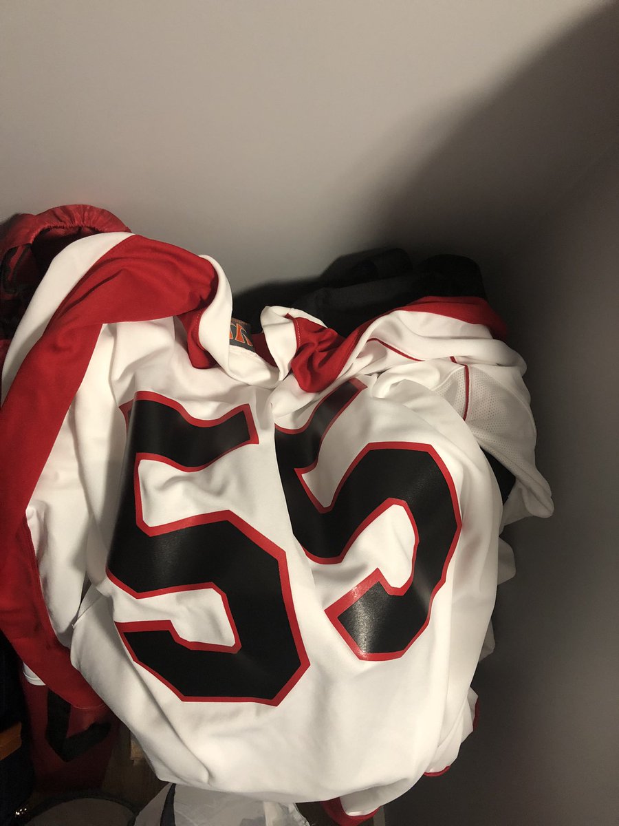 MuffinBuzz tweet media