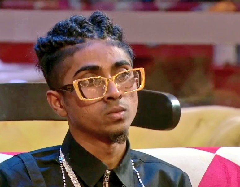 Aap Kisko Winner Dekhna Chahte Ho?? #BB16    Let's see?

#MCStan 
#priyanka

 Retweet 🔄.            Like ❤️