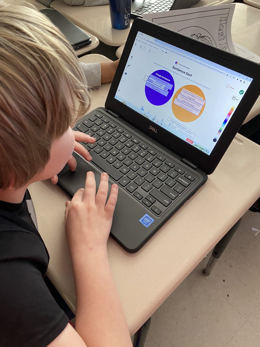 Getting back into the swing of reading centers with a <a href="/Seesaw/">Seesaw</a> sentence sort. #backtoseesaw <a href="/ChattahoocheeES/">Chattahoochee Elem</a>