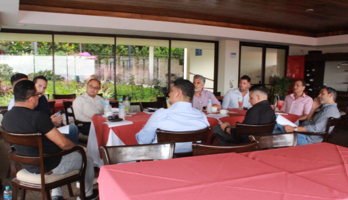 BitcoinBlockSV's tweet photo. En los últimos 8 Dias nos reunimos con cada una de las 50 empresas que están operando en el ecosistema Bitcoin o Activos Digitales de #ElSalvador

Reunimos estadísticas, necesidades, y sugerencias que nos permitirá contribuir al plan de adopción 2023. 🚀
#Bitcoin #ActivoDigital https://t.co/U4dcusHYjM