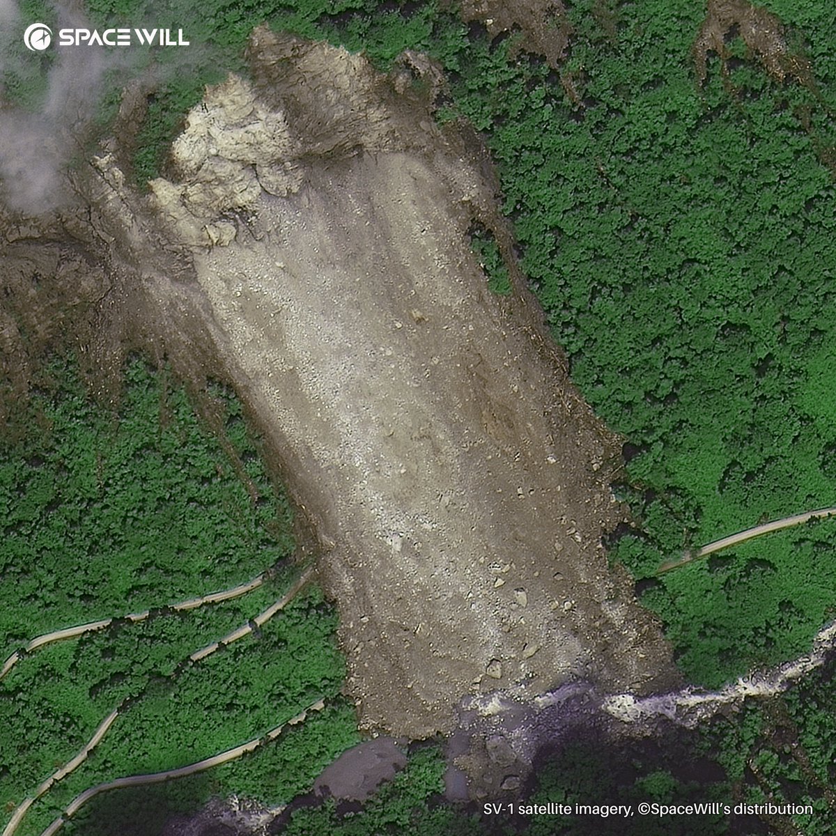 spacewillinfo's tweet photo. SpaceWill's #2022Lookback on 12 Global Events:
10. 6.8-Magnitude Earthquake in Sichuan Province, China in September
Collected by SV-1 satellite on Sep 12, the image showed a massive landslide in Hailuogou Glacier Forest Park in Sichuan Province, China.
#SVsatellites #EO #RS https://t.co/cFIkiq5l4J