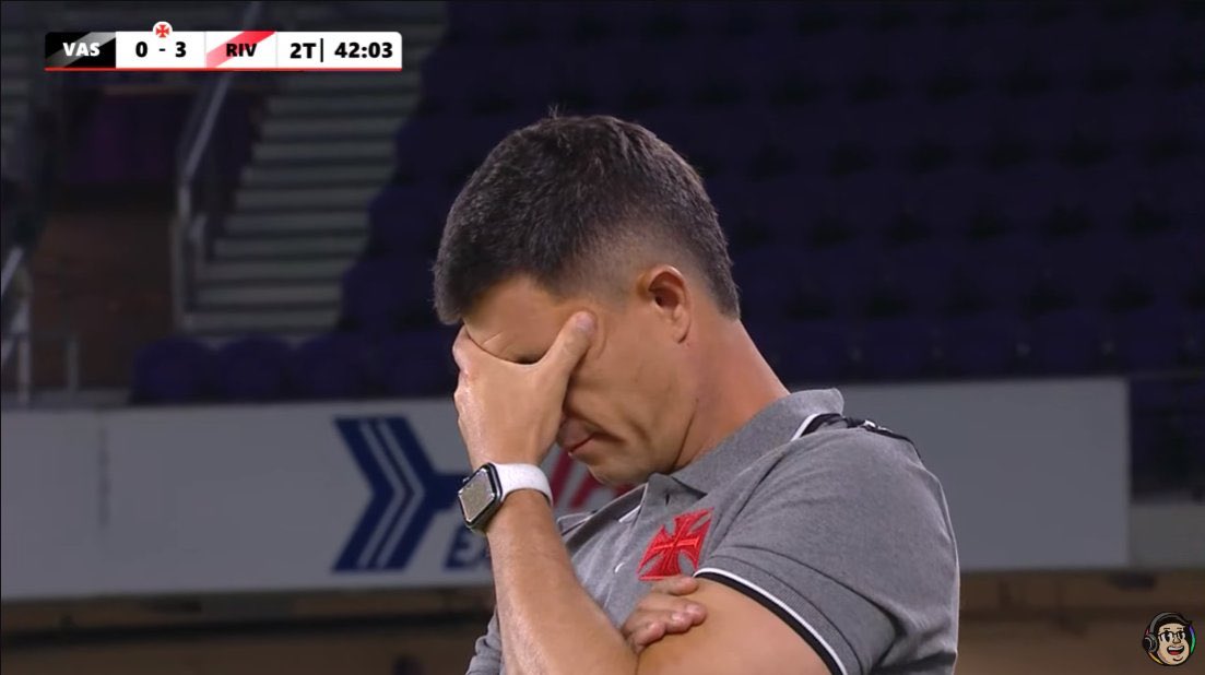 “Que saudades de ver o Vasco jogar”
.
Eu vendo o Vasco jogar;