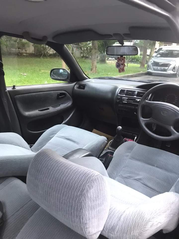 Suka Mobil Tua tweet media