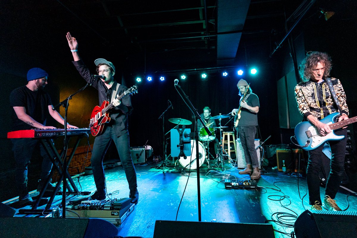 Christopher tweet media