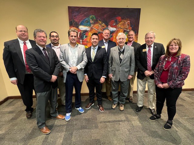 BatshonKhalil's tweet photo. Wow had an incredible day today spent with some amazing people.  I am blessed to have had the opportunity to have lunch with @LeaderMcConnell and an afternoon with ambassador @KellyCraftKY at my restaurant.   Thank you both for your service. https://t.co/1alY8magWH