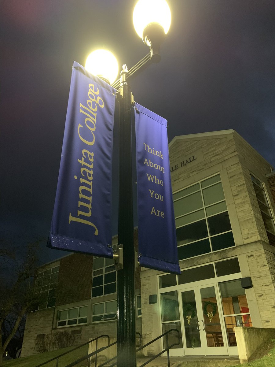 Loose_Lab_Rat's tweet photo. Thirty five years ago, before Penn State was ever on my radar, I spent a single semester at this tiny college over the mountain from State College. Today my long time State College friend was the MLK Convocation keynote speaker. So many feels…so many full circles. #BackEast https://t.co/npygyovgxG