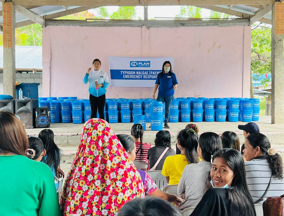 planphilippines's tweet photo. LOOK: Plan International Philippines distributed menstrual hygiene management (MHM) kits to families affected by Severe Tropical Storm #PaengPH in the municipalities of Upi and Datu Odin Sinsuat, Maguindanao. https://t.co/wuqjJrYPez