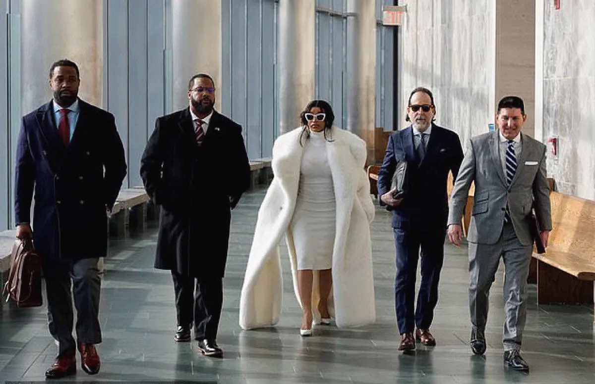 DrewFindling's tweet image. TEAM CARDI