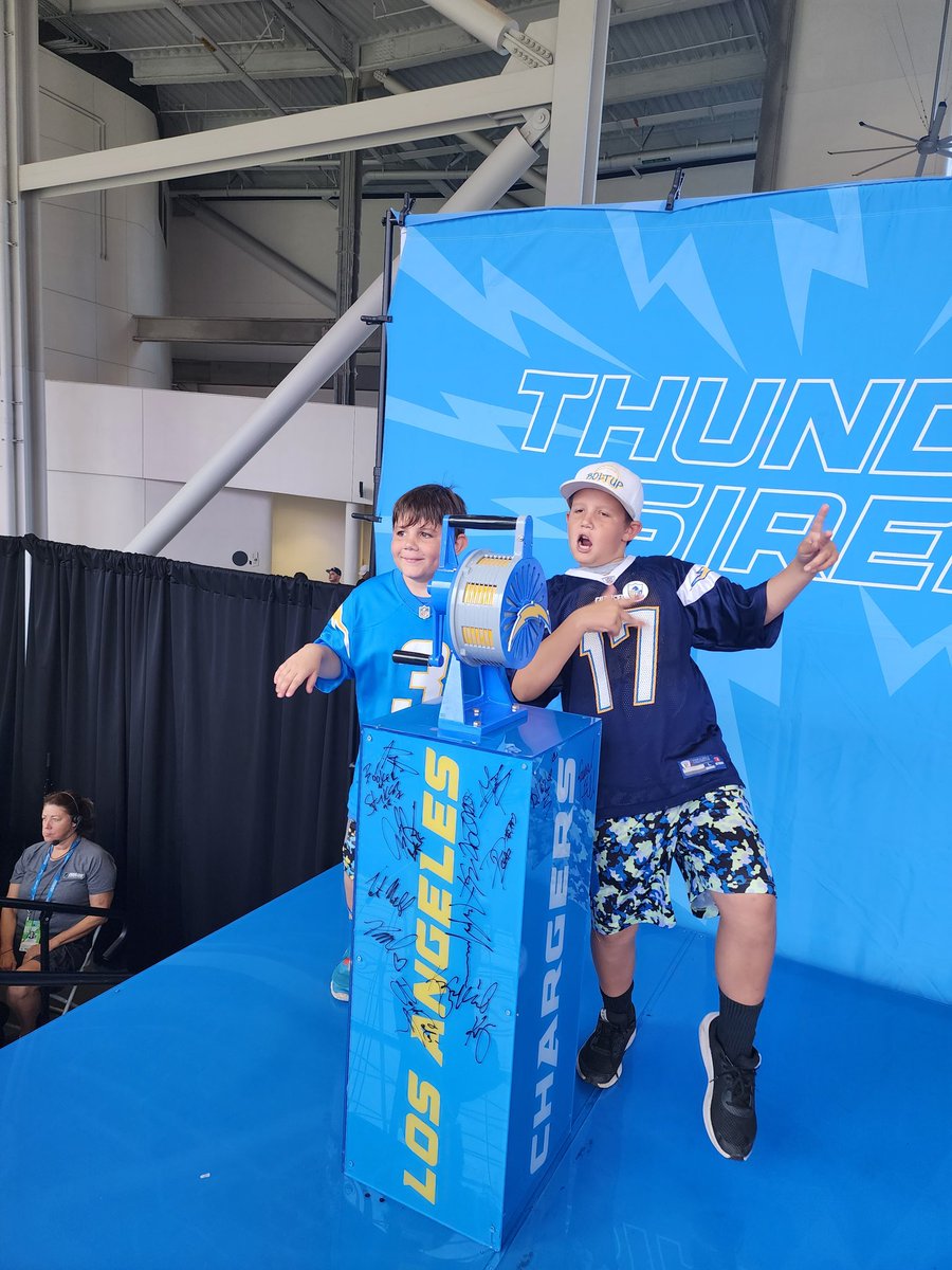 cvracing044's tweet photo. @chargers Just counting down the days til we ride again https://t.co/r3c5RcF01f