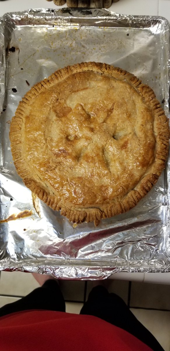 UbuEsq's tweet image. Eat your heart out Gordon Ramsay! About an hour prep for amateurs, and ~45 minutes to bake at 400°F. One nice dinner, plus 4 MREs for busy people. Also, "stealth vegetables" for picky people.