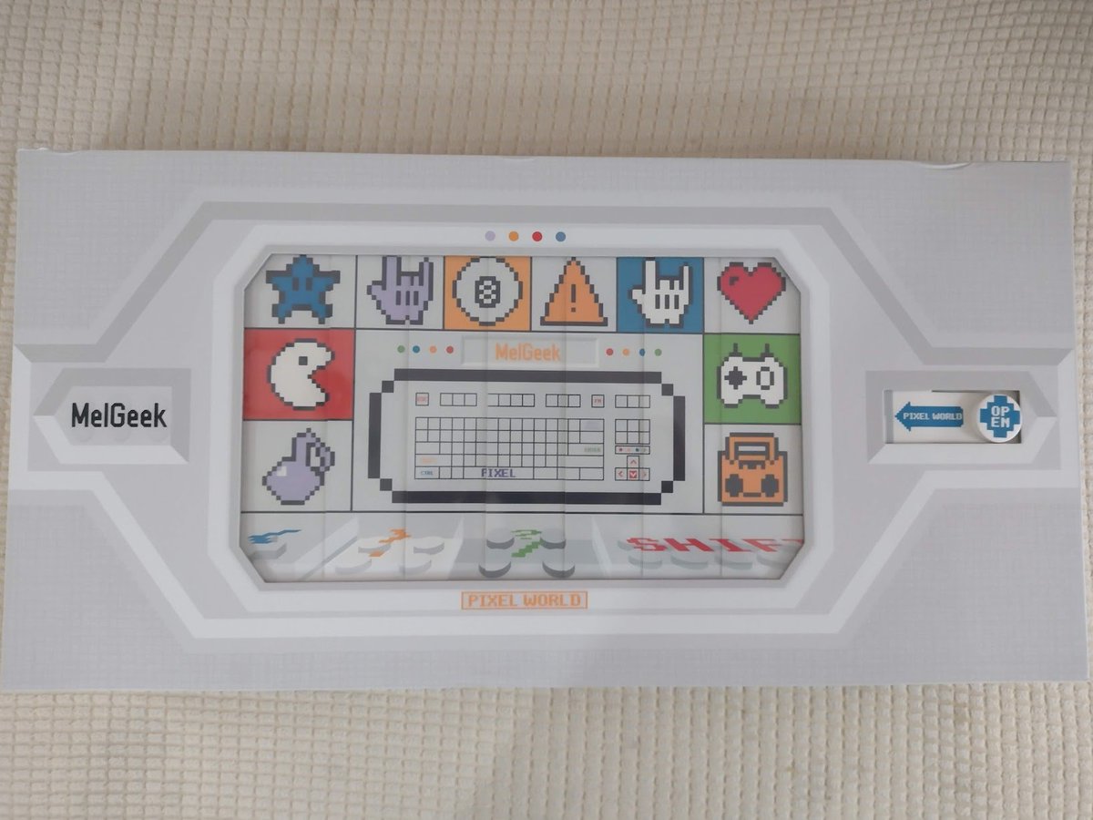 _Sorana_the_Mom's tweet image. ついに届いた！
開封は夜する
#melgeek #pixelkeyboard