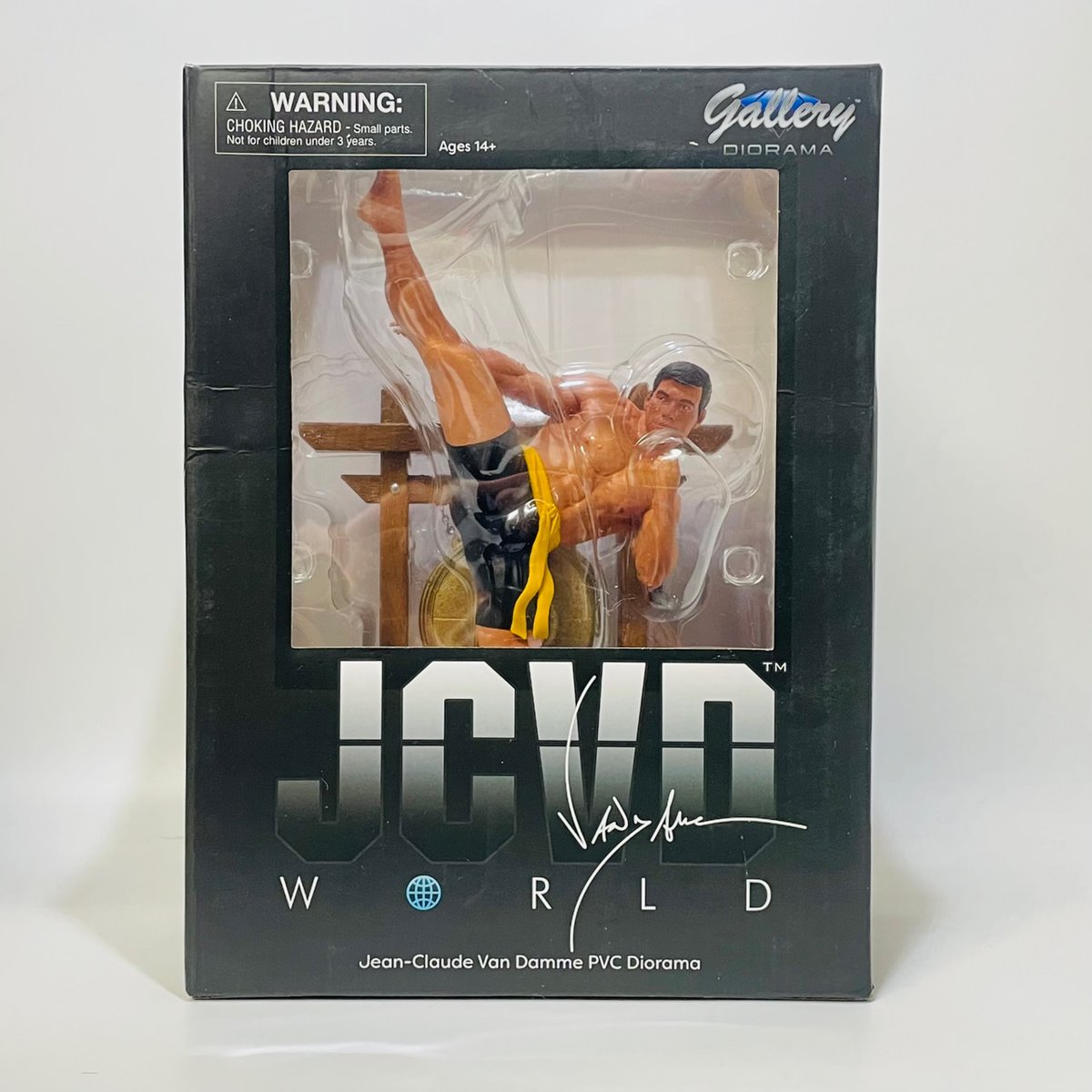 robotrobot_radi's tweet photo. バンダミング ギャラリー JCVD ジャン＝クロード・ヴァン・ダム PVCスタチュー 未開封 入荷いたしました🔥🔥
#ジャンクロードヴァンダム #jeanclaudevandamme  #ダイアモンドセレクト #diamondselect #ROBOTROBOT #秋葉原 #ラジ館 https://t.co/28auJRH3M7